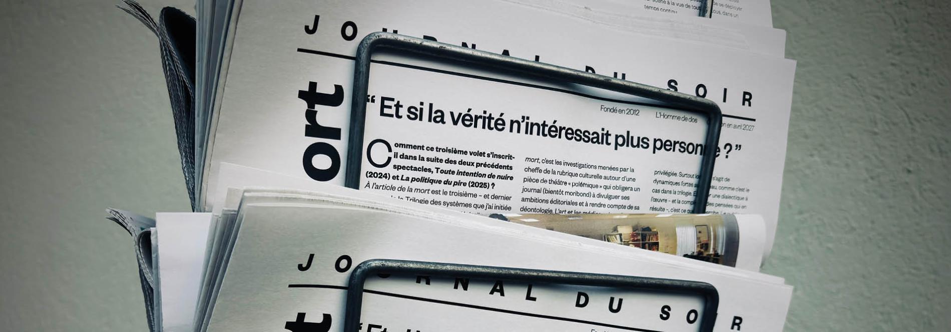 Théâtre: A l'article de la mort - une image de journaux 