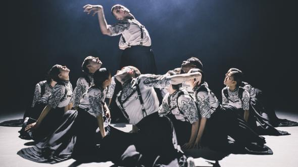 Nederlands Dans Theater (NDT 2)