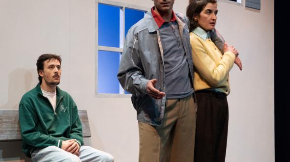 Long développement d’un bref entretien