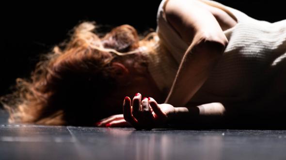 Théâtre - Carte blanche à ma mère - Valeria Bertolotto sur scène 