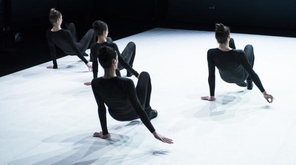 Une image des danseur·euses sur scène