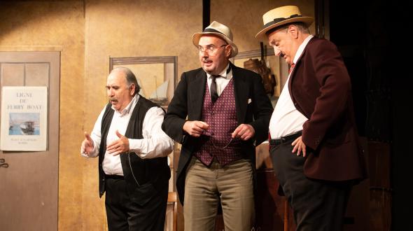 Théâtre - Une image des comédiens sur scène