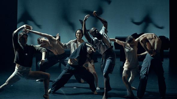 Une image des danseur·euses sur scène