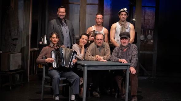 Théâtre - Du charbon dans les veines, les comédiens sur scène